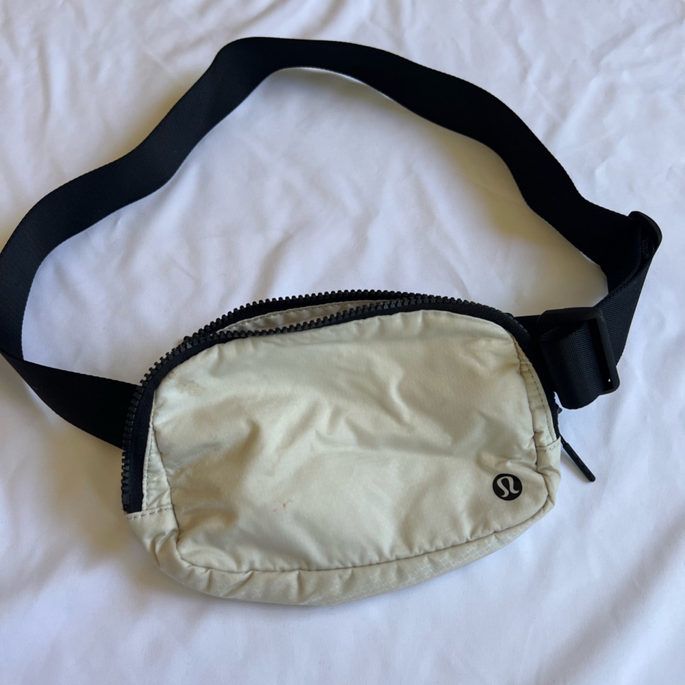 lululemon athletica Cream Belt Bag